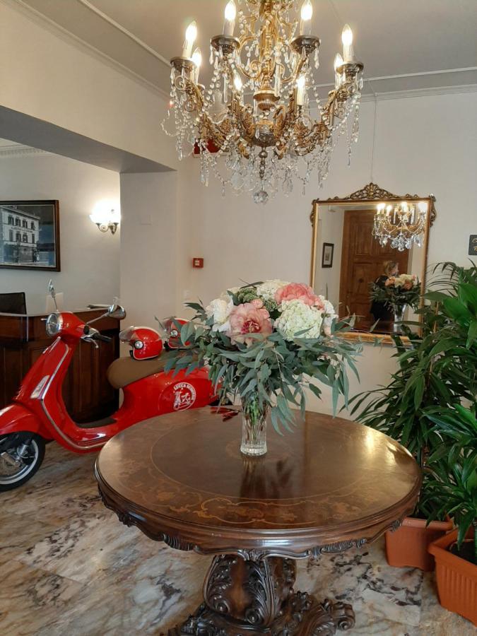 La Corona Bagni di Lucca Buitenkant foto